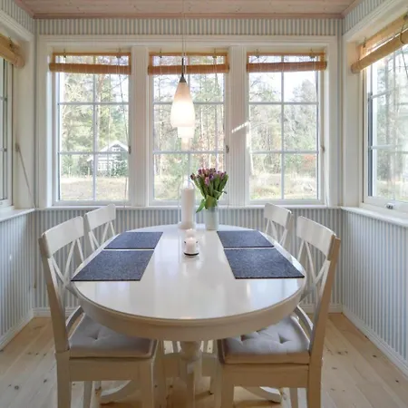 Сasa de vacaciones Two-bedroom Holiday In Stege